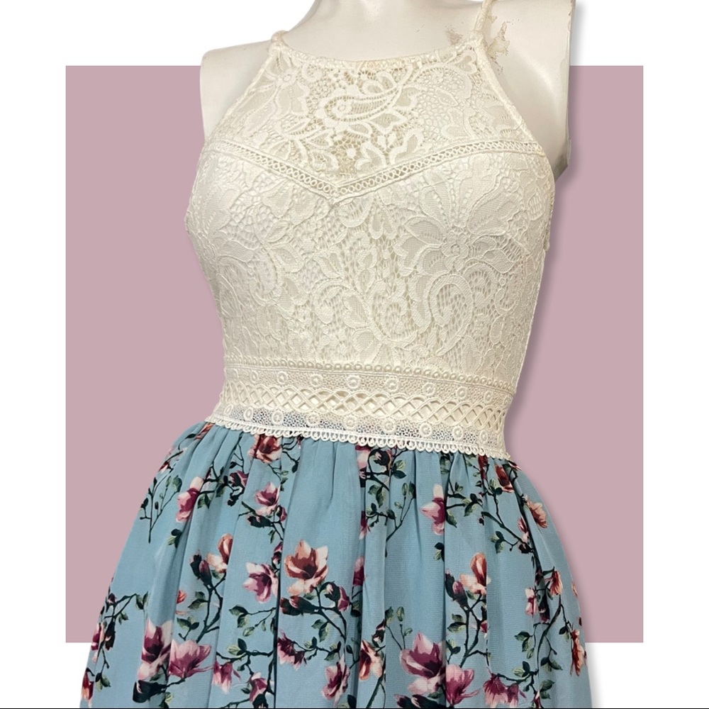 By & By Lace floral summer mini dress S (3) - Picture 4 of 7